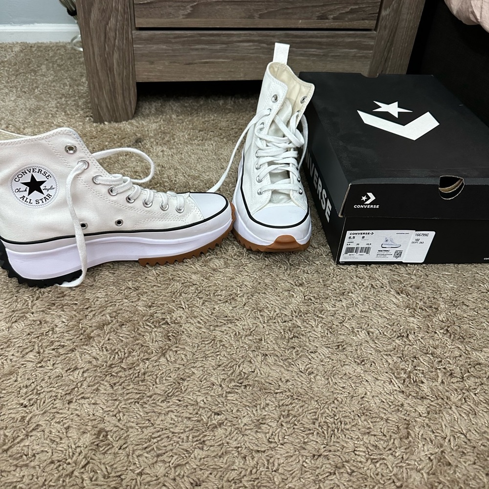 Women’s converse run star hike hi